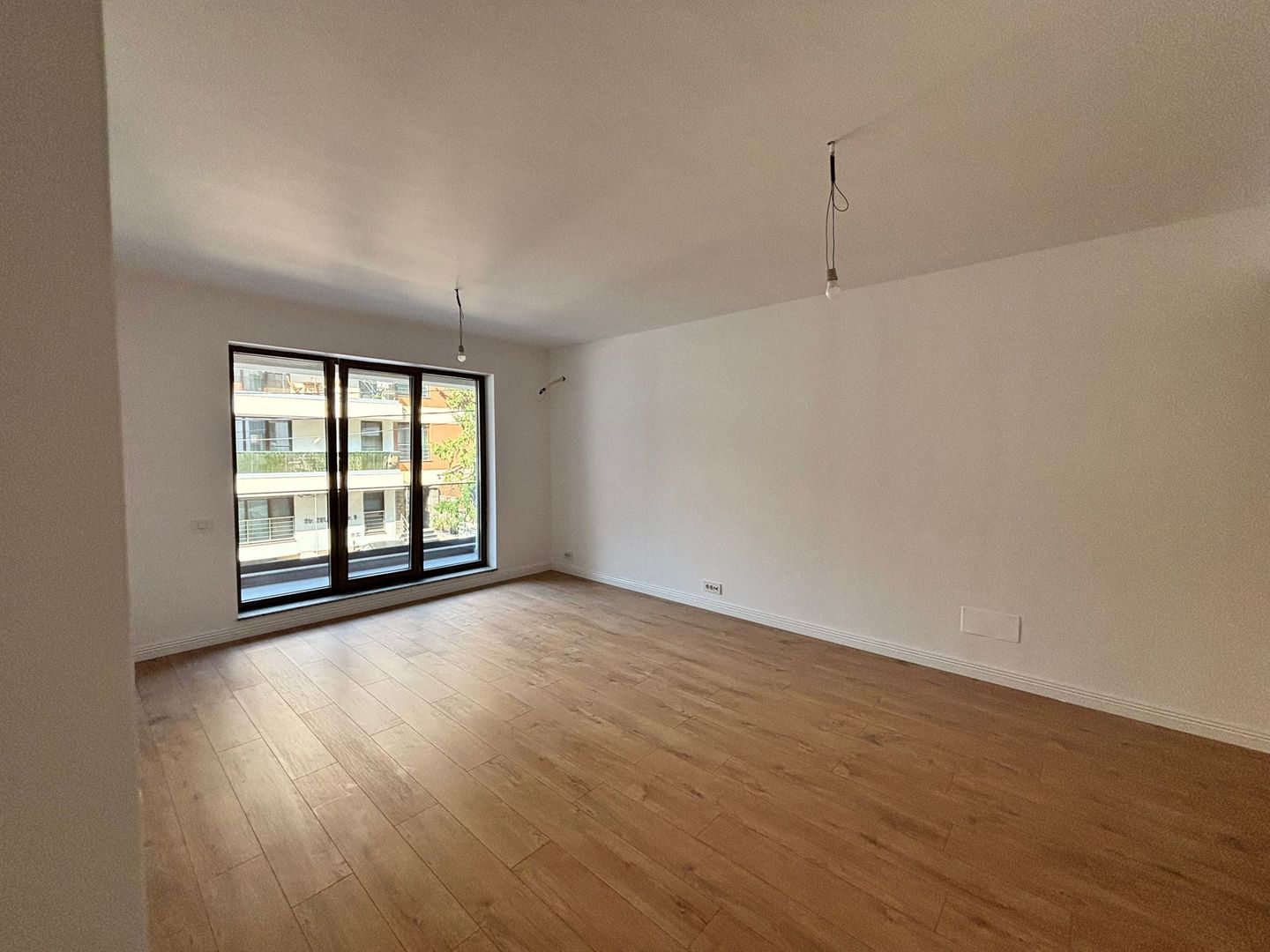 Apartament spatios 2 camere  I Aviatiei - Poză 7