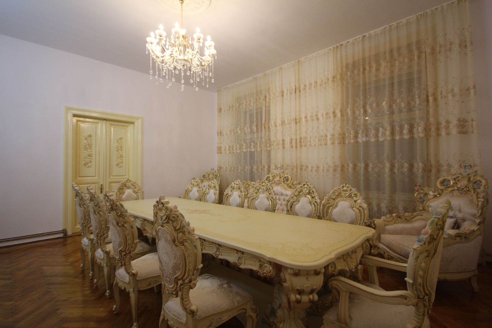 Apartament cu 4 cam. cladire istorica în zona Iosefin - Poză 3