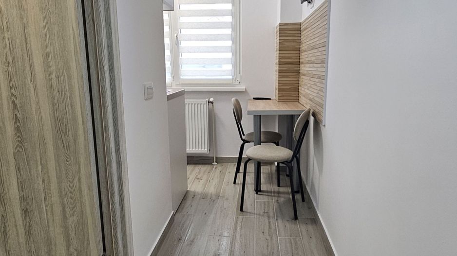 Zona Spitalul Judetean -Carpatilor garsoniera mobilata - Poză 6