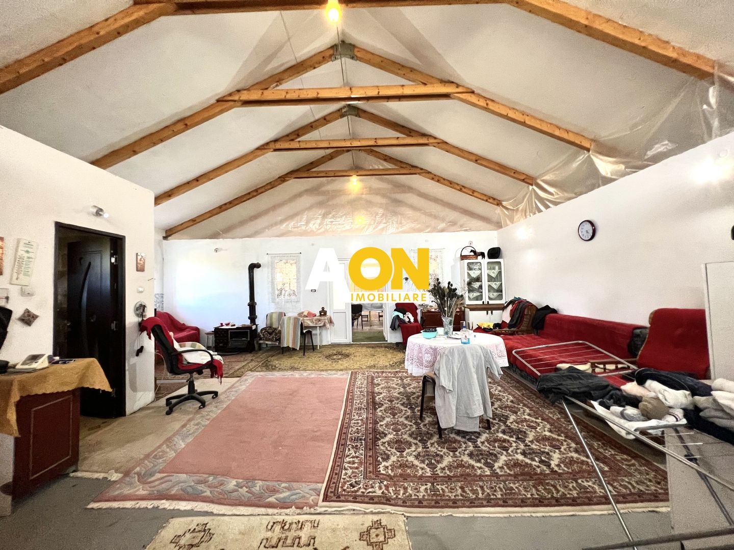 Ferma de vanzare cu 550MP utili si 27.500MP teren la asfalt - Poză 10