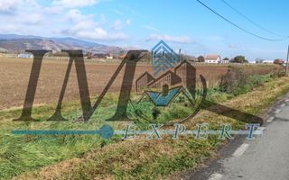 Teren intravilan de vânzare in Vintu de Jos - Poză 1