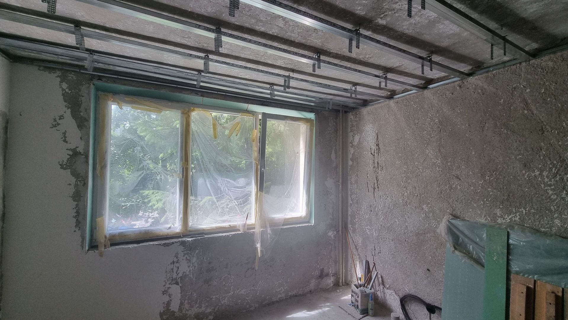 Apartament 4 camere. Etaj 1. Cu parcare. Aleea Dolina - Poză 3