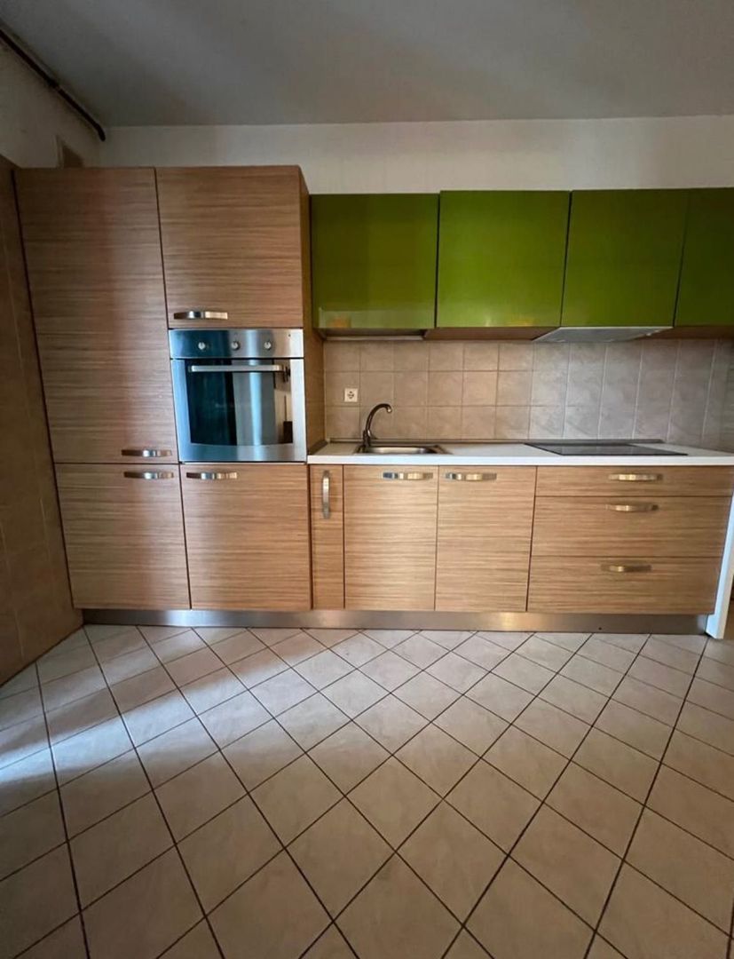 Închiriez apartament 2 camere, Decebal, mobilat și utilat, plan B - Poză 2