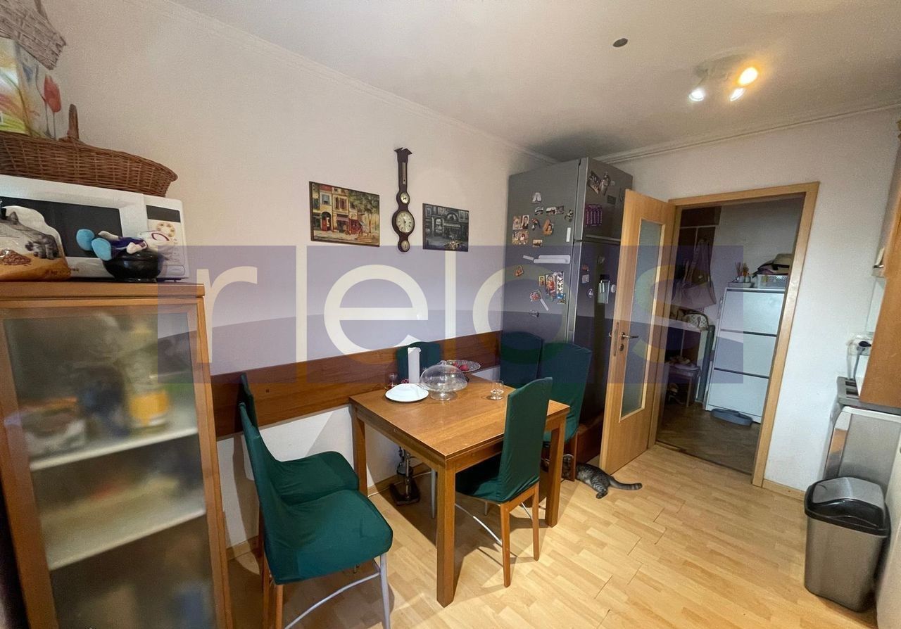VANZARE APARTAMENT 3 CAMERE DOROBANTI RADU BELLER DECOMANDAT 64MP - Poză 4