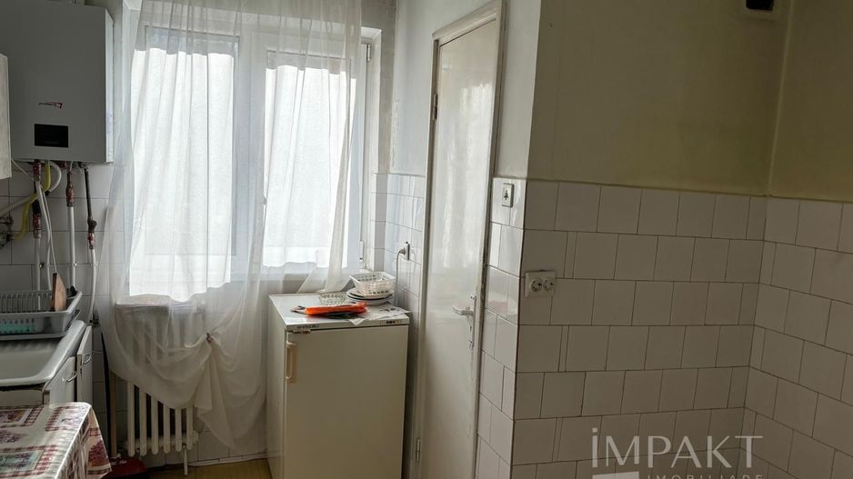 Apartament de vanzare cu 3 camere, cartier Manastur! - Poză 4