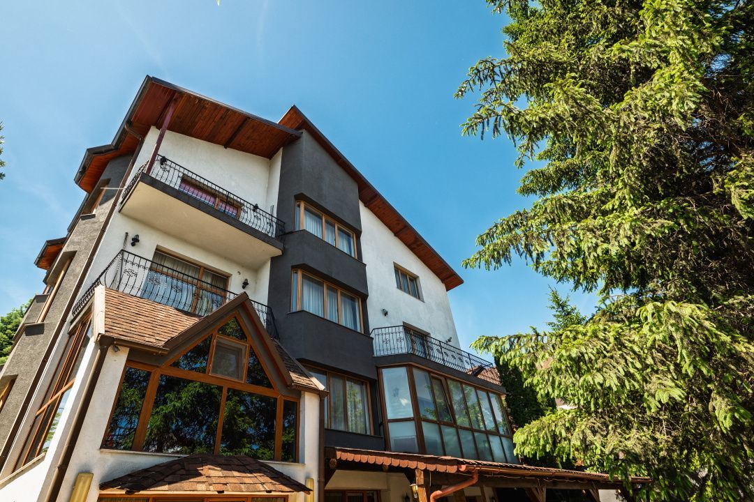 Apartament în vilă - Acces independent - Investiție & business - Nicolae Dobrin - Poză 1