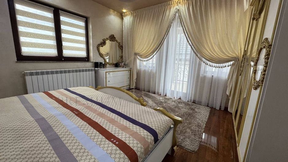 Casa Vila de Vanzare la cheie - Cartier Andrasesti - Poză 14