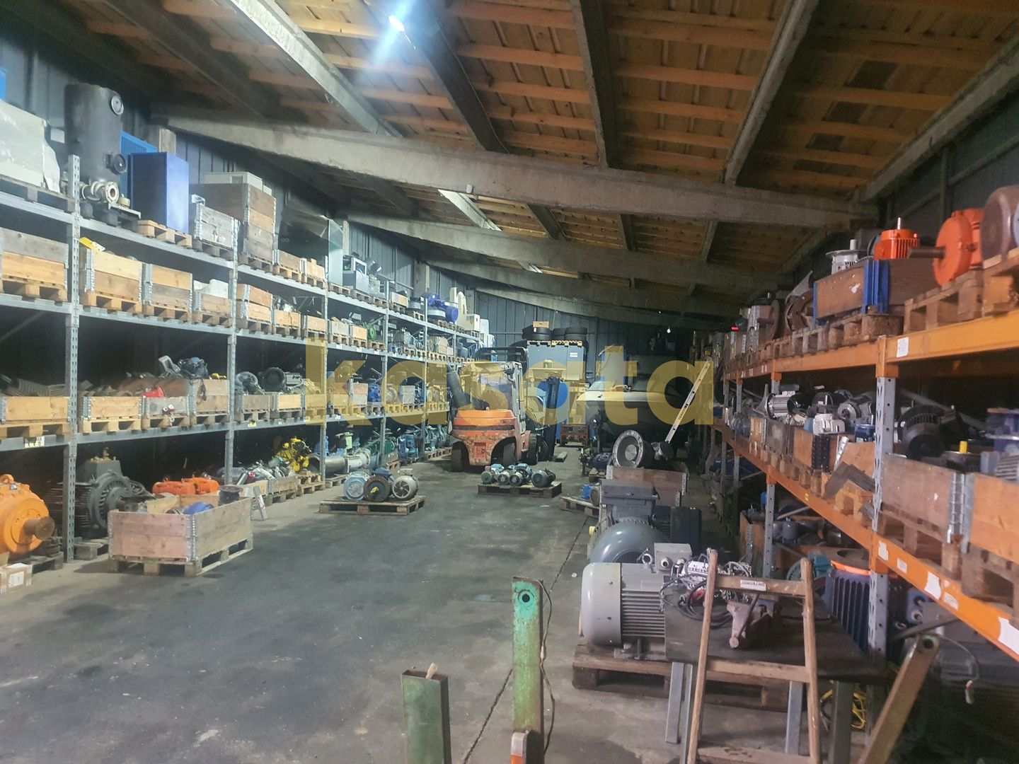 Hală industrială de vânzare - Stăncești - 13 km de Ploiești - Poză 6