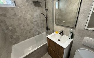 Apartament cu 3 camere, 66mp, Zona Semicentral - Poză 11