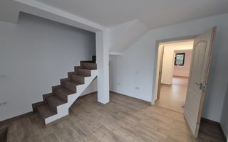 Casa 4 Camere, 135 mp, Teren 500 mp, P+M, Zona Centru - Poză 7