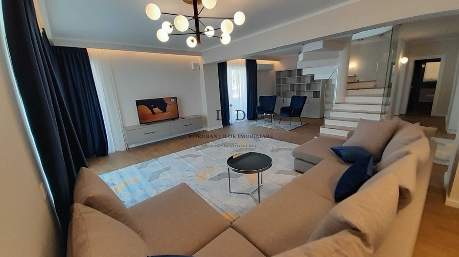 PENTHOUSE de inchiriat + Parcare-VIEW- Buna Ziua-Grand Hotel Italia - Poză 2