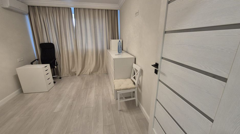 Apartamnent decomandat cu 3 camere, Sector 6 - Poză 9