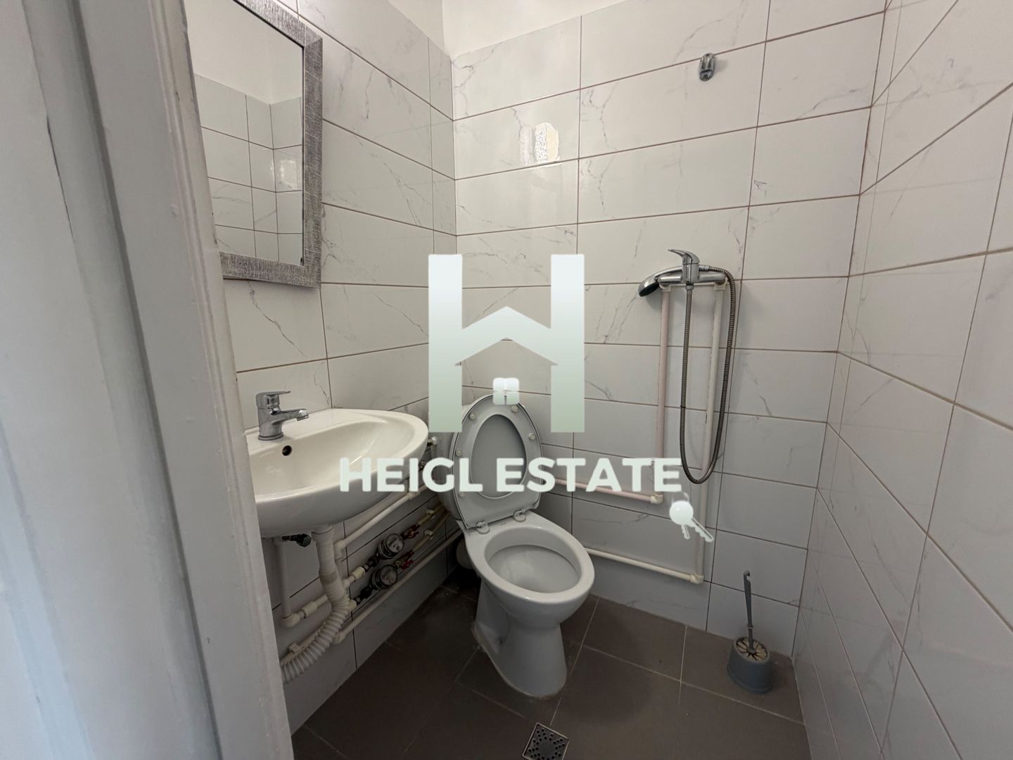 Apartament cu 2 camere in complexul studentesc - Poză 2
