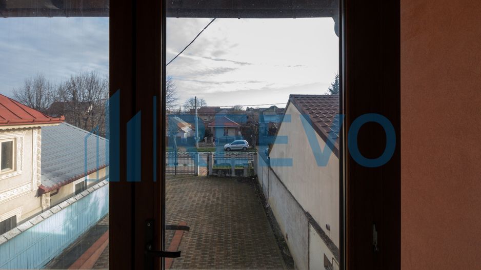 Vilă modernă în Cartierul CFR, cu mansardă și garaj - Poză 24