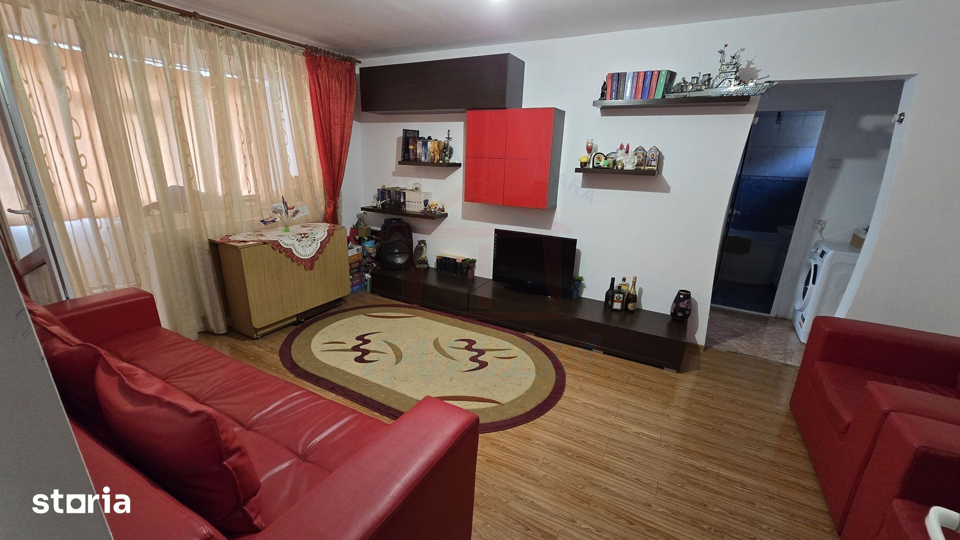 APARTAMENT CU 3 CAMERE DE VÂNZARE – MICRO 17 - Poză 2