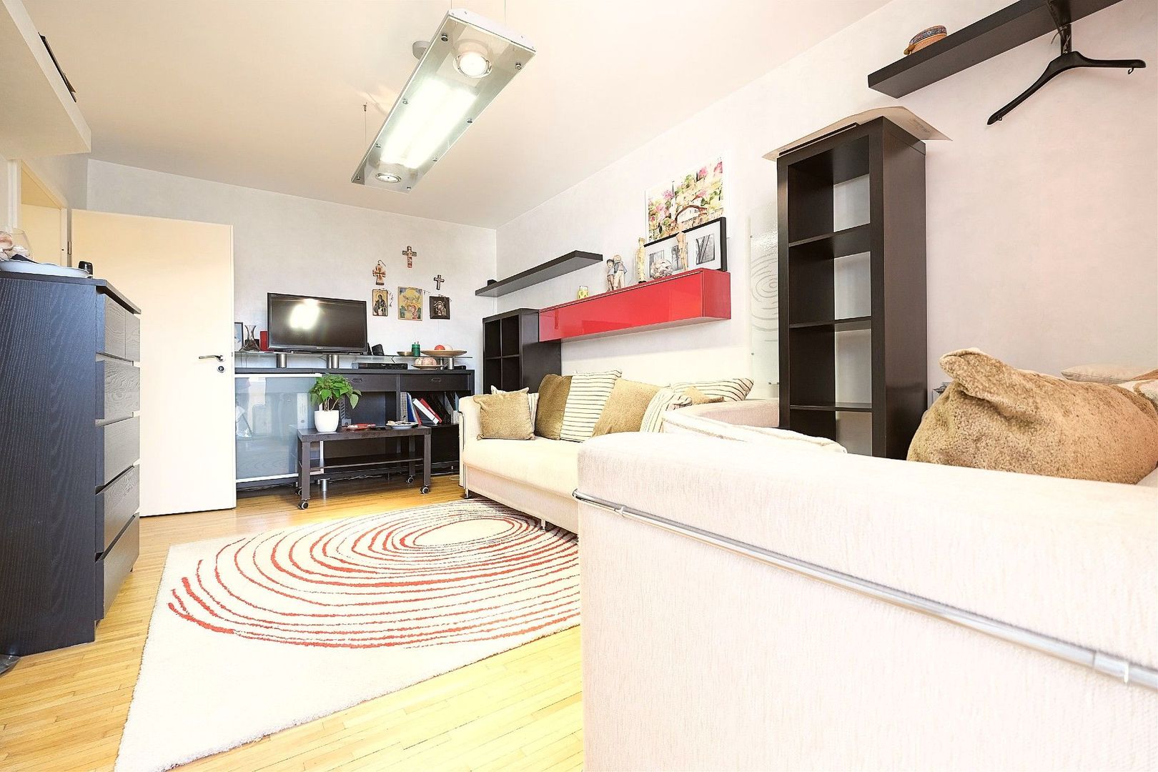 Colentina - D-na Ghica, apartament superb 3 camere mobilate si utilate - Poză 1