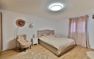 Sala de evenimente cu  piscina si foisor Biled COMISION 0 % CUMPARATOR - Poză 44