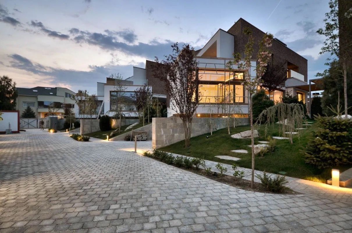 Chirie | Vilă exclusivistă 5 camere | Parcare &piscină | Iancu Nicolae - Poză 1