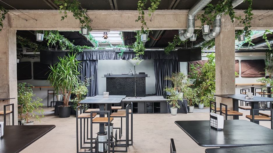 Spațiu  576mp+120mp curte  la 5 minute de Metrou Pipera - Poză 9