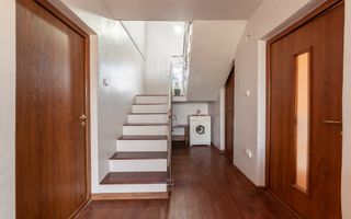 Casa cu teren generos si gradina spectaculoasa – Comuna Cuca, Argeș! - Poză 14