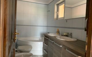 Duplex premium în vatra veche a localității Moșnița Veche - Poză 16