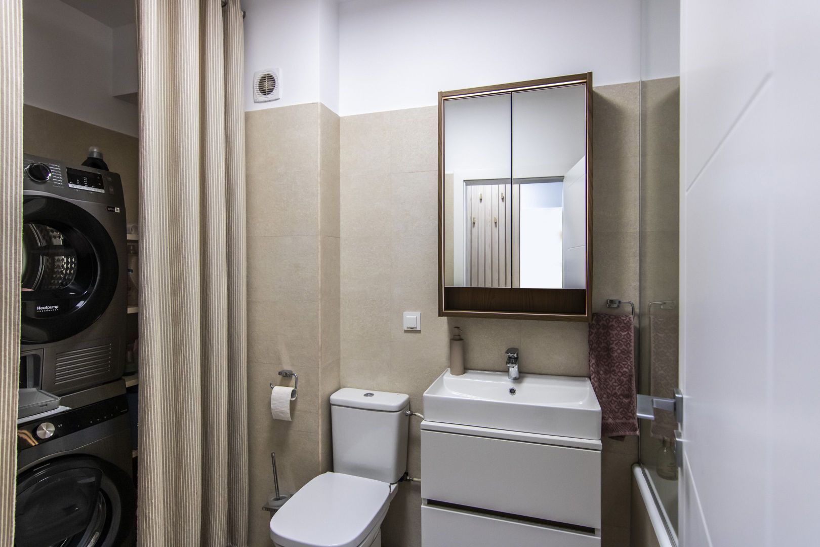 Plaza Mall- Lujerului, 2 camere, decomandat, 60 mp, etaj 2, mobilat, bloc nou - Poză 8