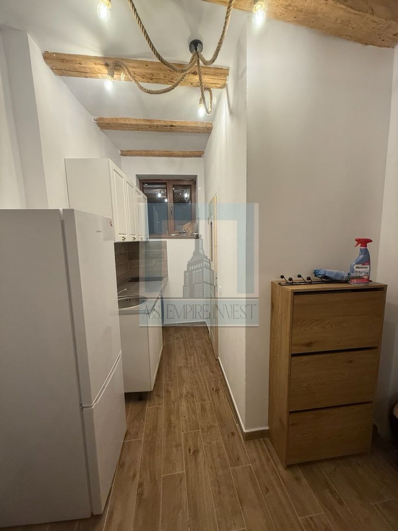 Garsonieră cochetă de închiriat în Schei - Poză 6