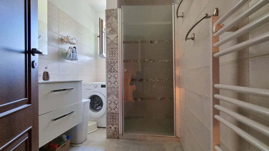 Vila la cheie cu grădină- sector 5 - Poză 17