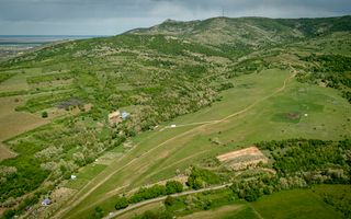 Teren extravilan în vecinătatea Mănăstirii Feredeu - Poză 4