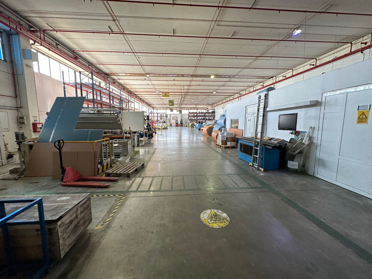 Hala de productie in Calea Sagului - Poză 31