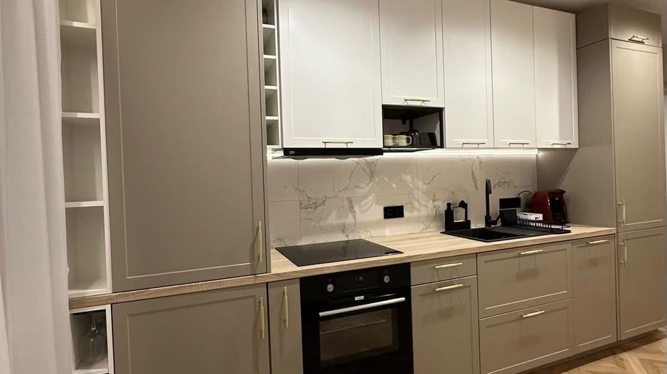 Chirie apartament 3 camere - piscina - parcare subterana, Sibiu - Poză 14