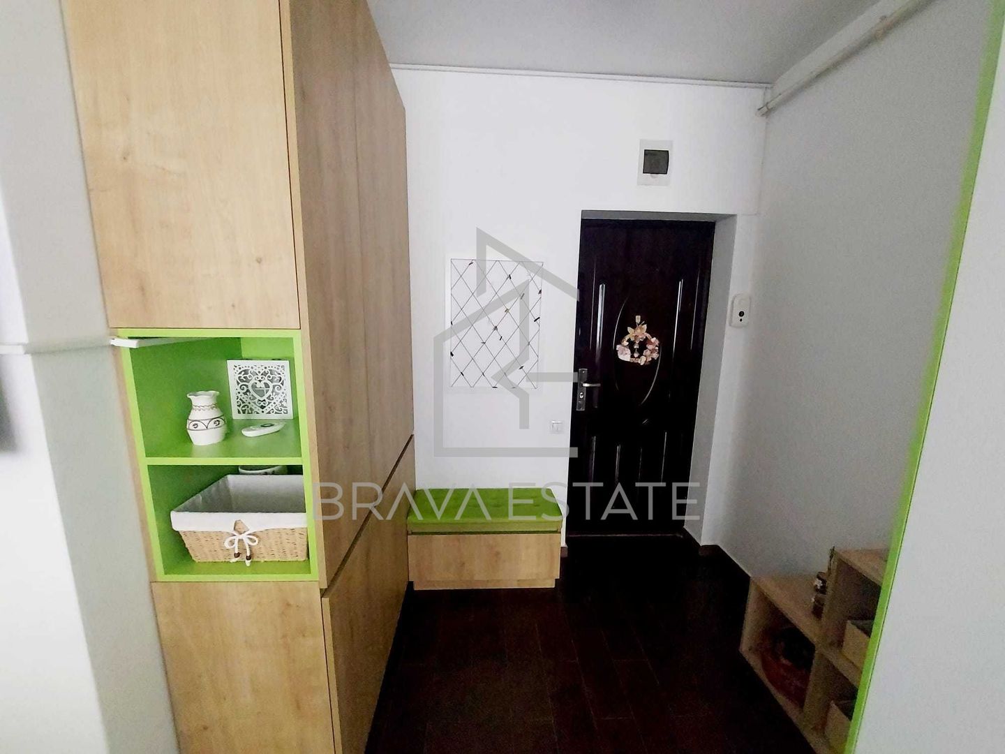 Apartament 3 camere, 53mp, balcon, parcare, zona Vivo - Poză 8