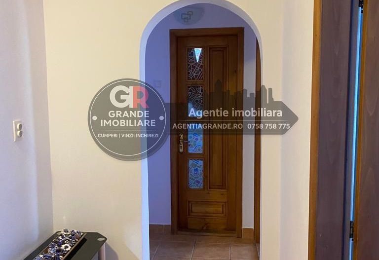 Spitalului - Ap 3 camere utilat mobilat cu centrala pe gaz - Poză 1