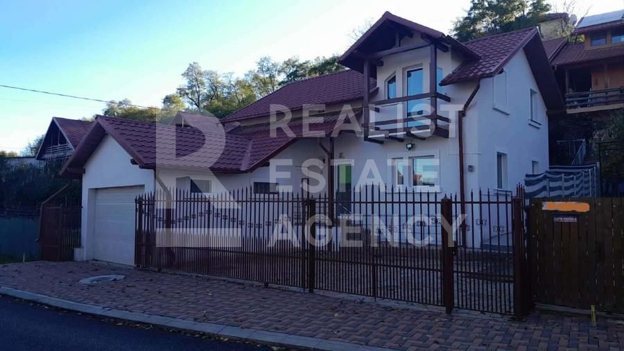 Vilă spațioasă, 6 camere, Copou -Sărărie - Poză 4