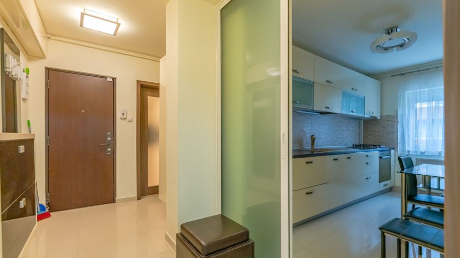 Apartament Mobilat si Utilat cu Loc de Parcare - Poză 7