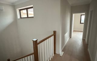 CASA TIP DUPLEX DESPARTIT PRIN GARAJ - Poză 33