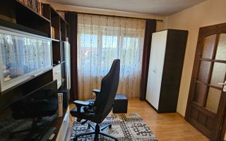 Vand apartament cu 2 camere - Poză 12