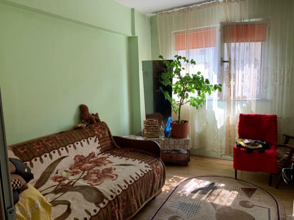 Vanzare Apartement 3 camere Nord L-uri - Poză 6