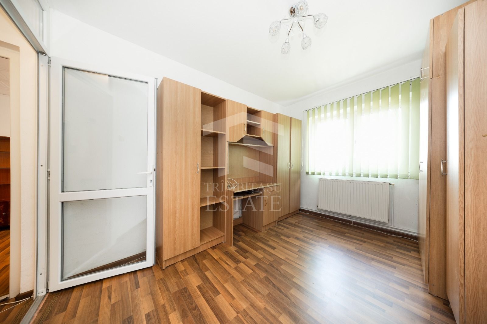 Triaj-Apartament 2 camere 55mp - Poză 3