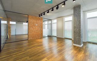 Spațiul Dvs. de Afaceri de Prestigiu,Birouri PLAZA - Poză 1