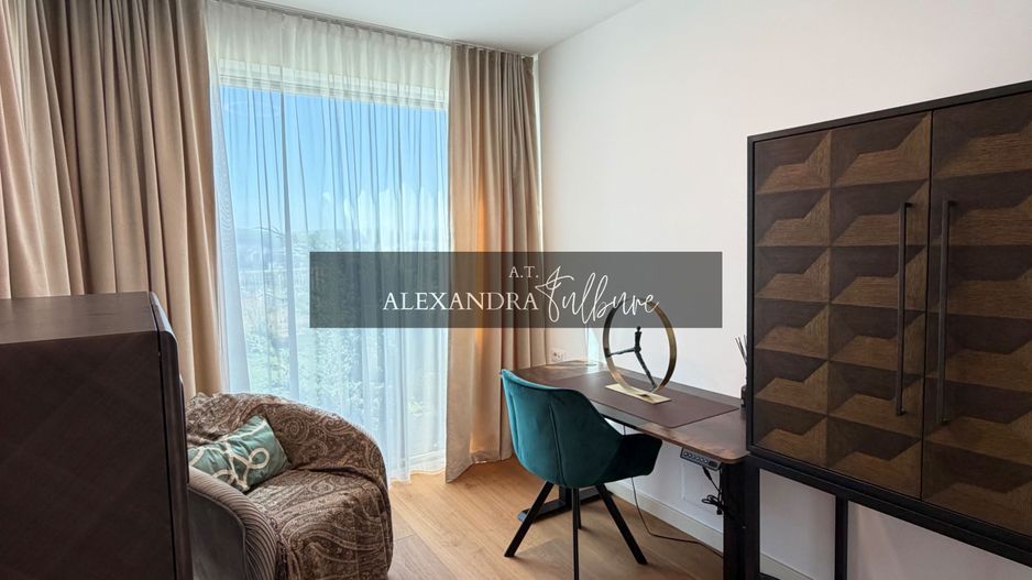 Apartament PREMIUM cu curte, terasă și lift cu acces direct în living - Poză 9