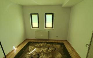 Casa/Vila de inchiriat - 750 euro - Poză 11