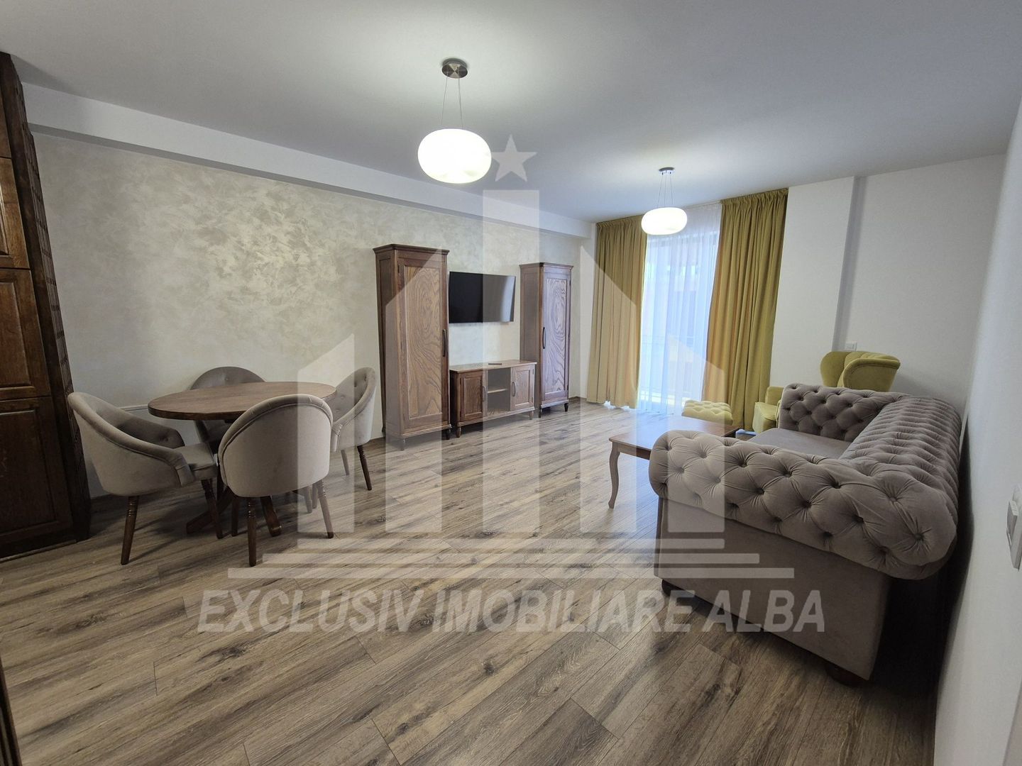 Apartament 2 camere de inchiriat in Cetate, bloc nou - Poză 1