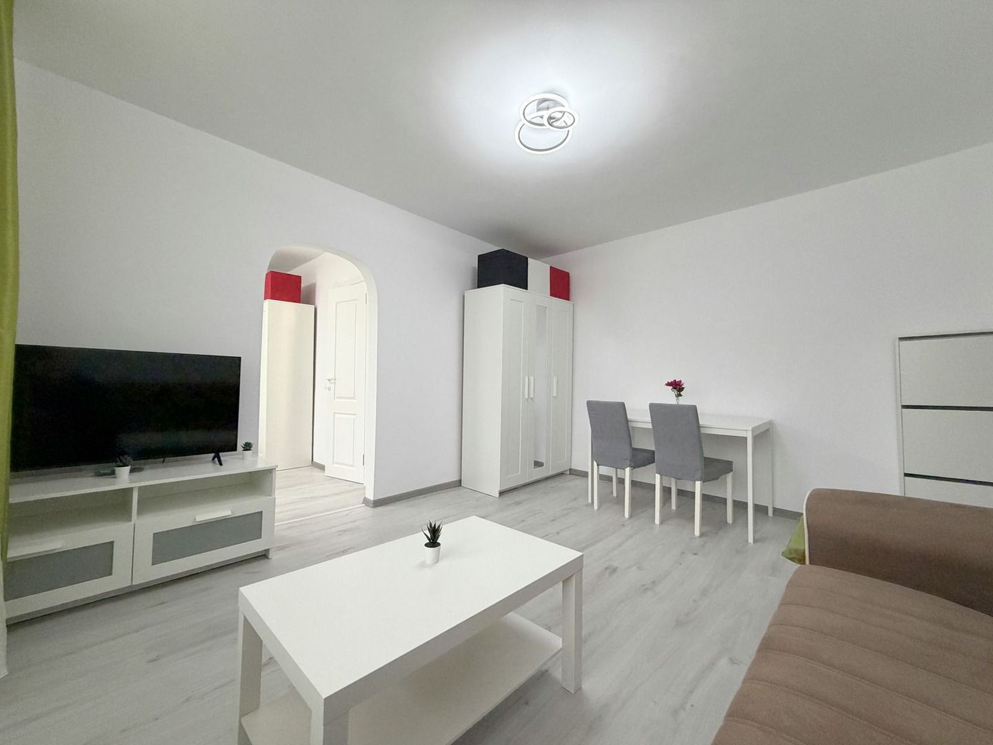 2 camere renovat - la cheie Calea Grivitei-Gara de Nord - Poză 8