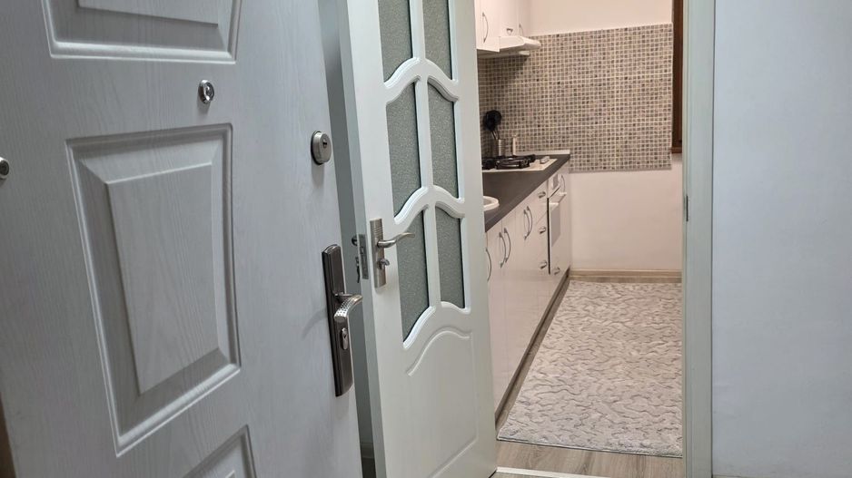 Apartament 3 camere Calea Grivitei cu Ion Mihalache zona 1 Mai - Poză 1