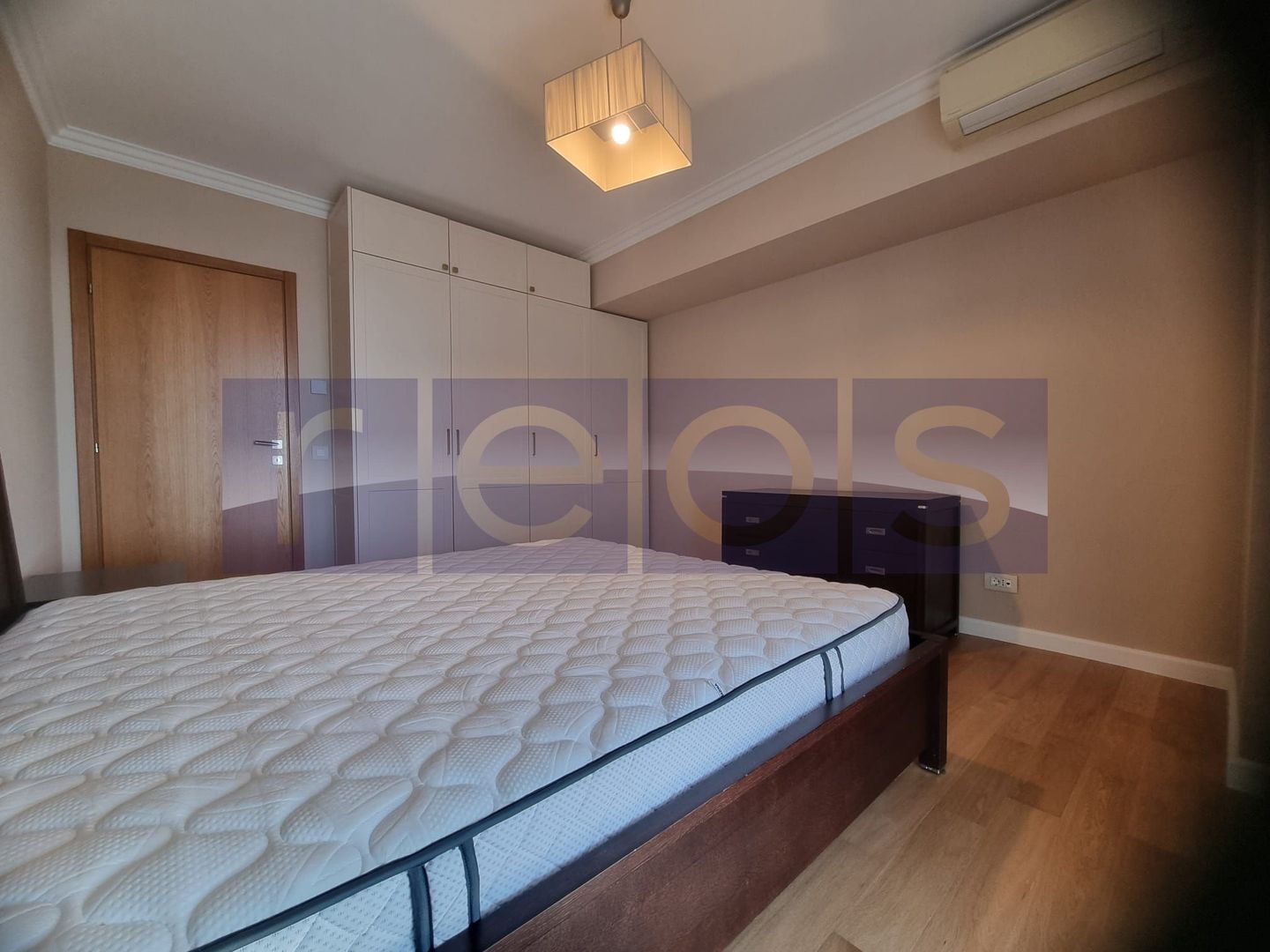 Vanzare penthouse cu view spectaculos in Complex Upground - Poză 14