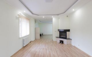 Chirie, casă, 2 nivele, 5 camere, str. Alexandru  Cosmescu, Centru - Poză 7
