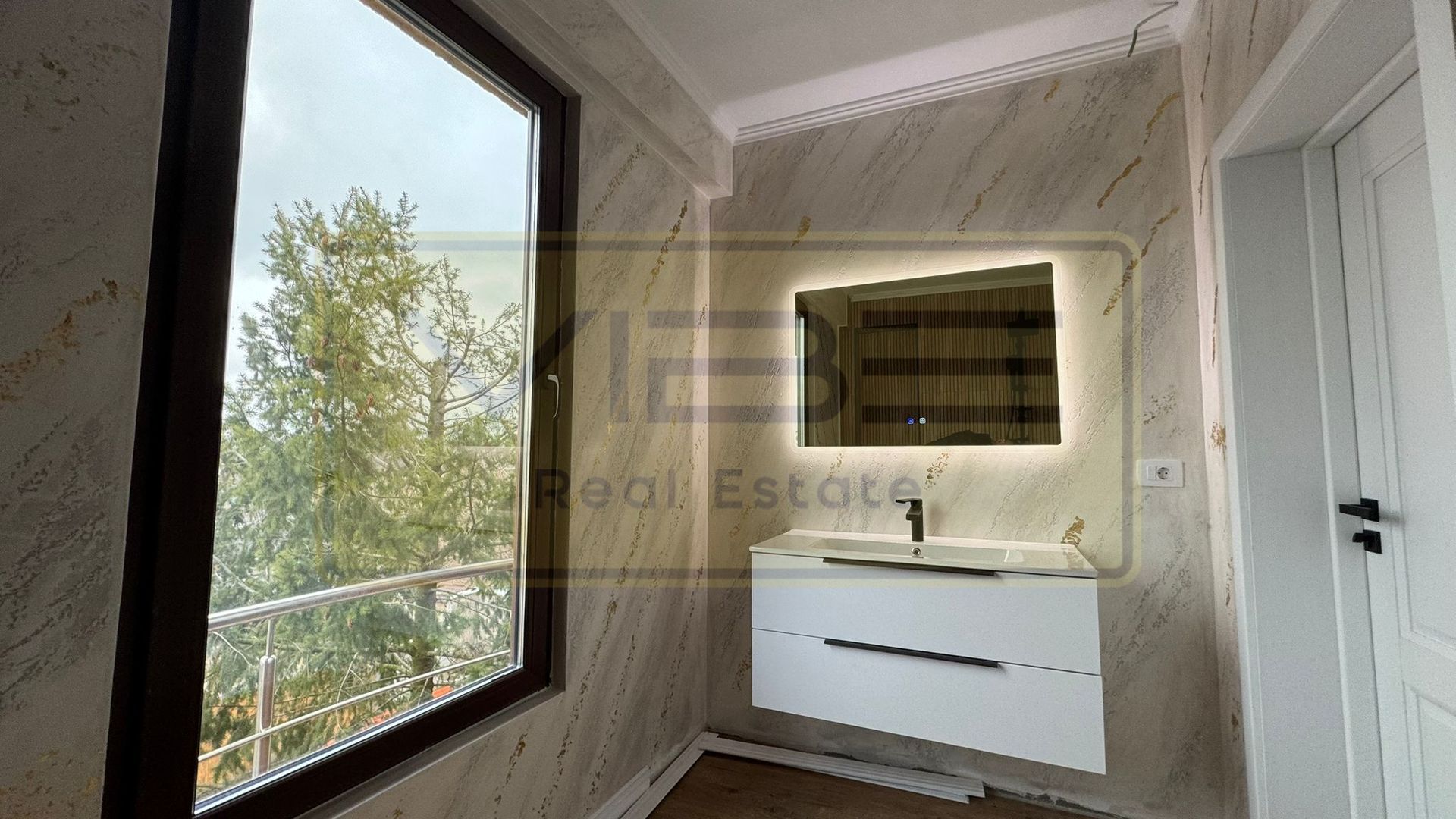 Duplex 4 camere 2 bai Galata Spitalul Arcadia - Poză 47