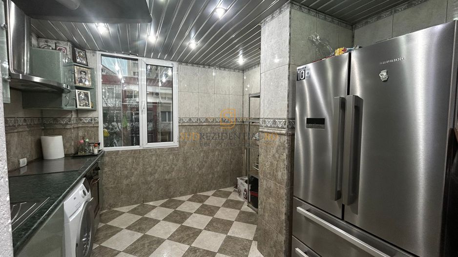 Apartament 3 camere, suprafata generoasa, zona Piata Resita - Poză 14