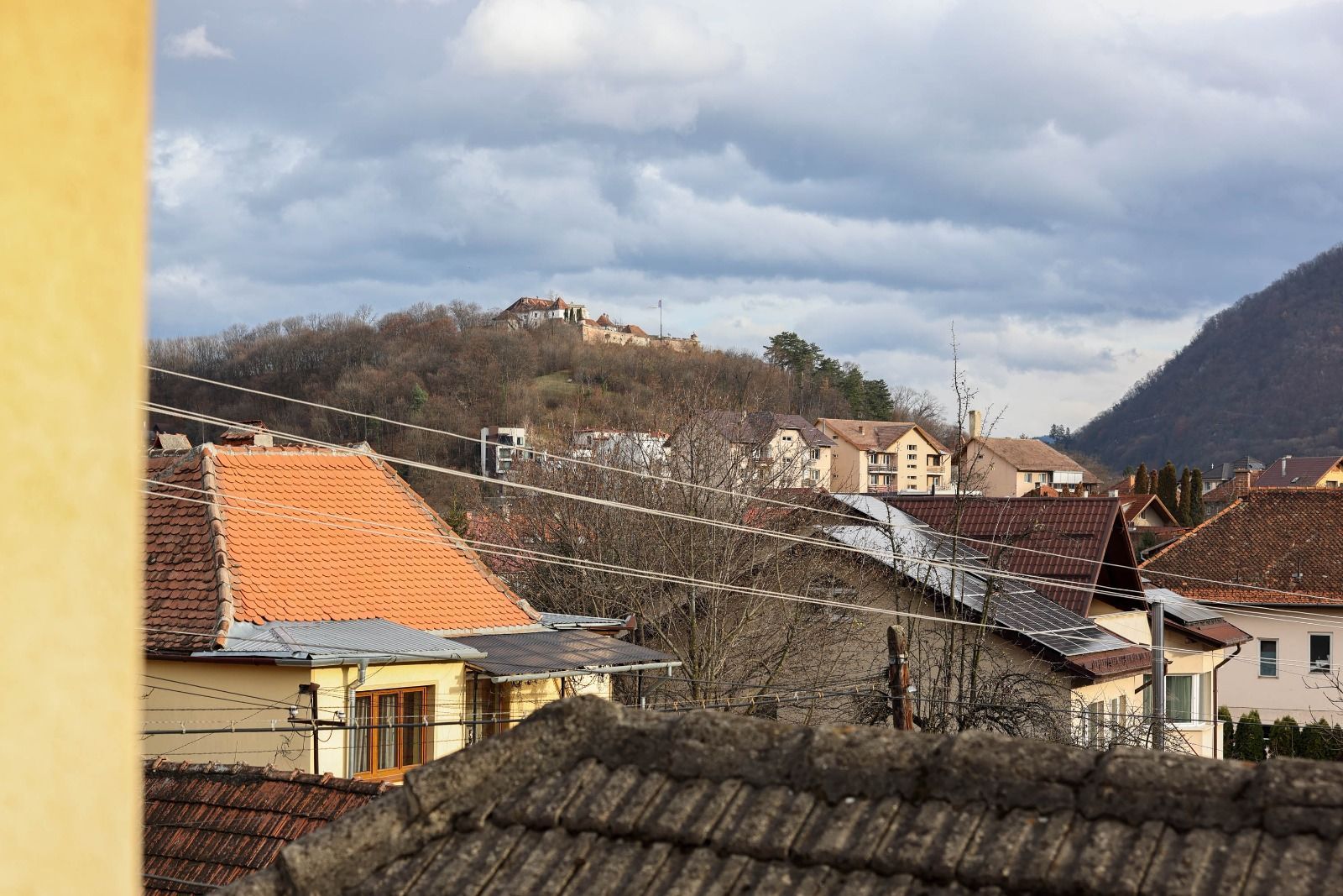 Casă deosebită de vânzare în centrul Brașovului - Poză 47